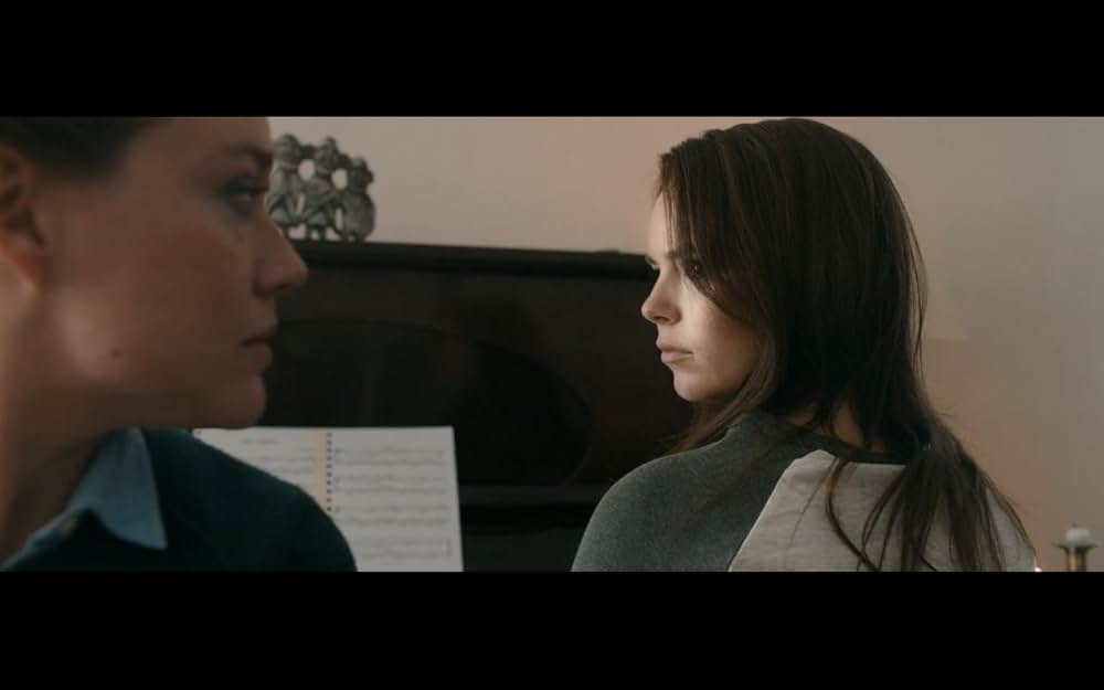 The Unfamiliar（原題）の画像