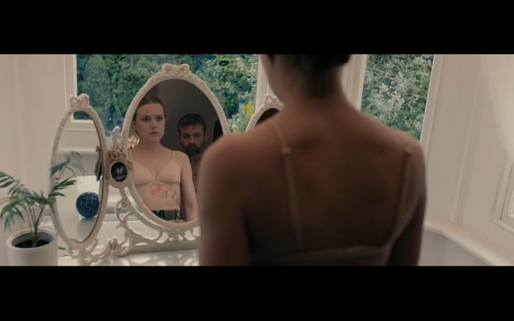 The Unfamiliar（原題）の画像