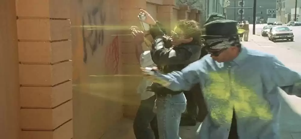 「裸の銃を持つ男」レスリー・ニールセン & プリシラ・プレスリーの画像