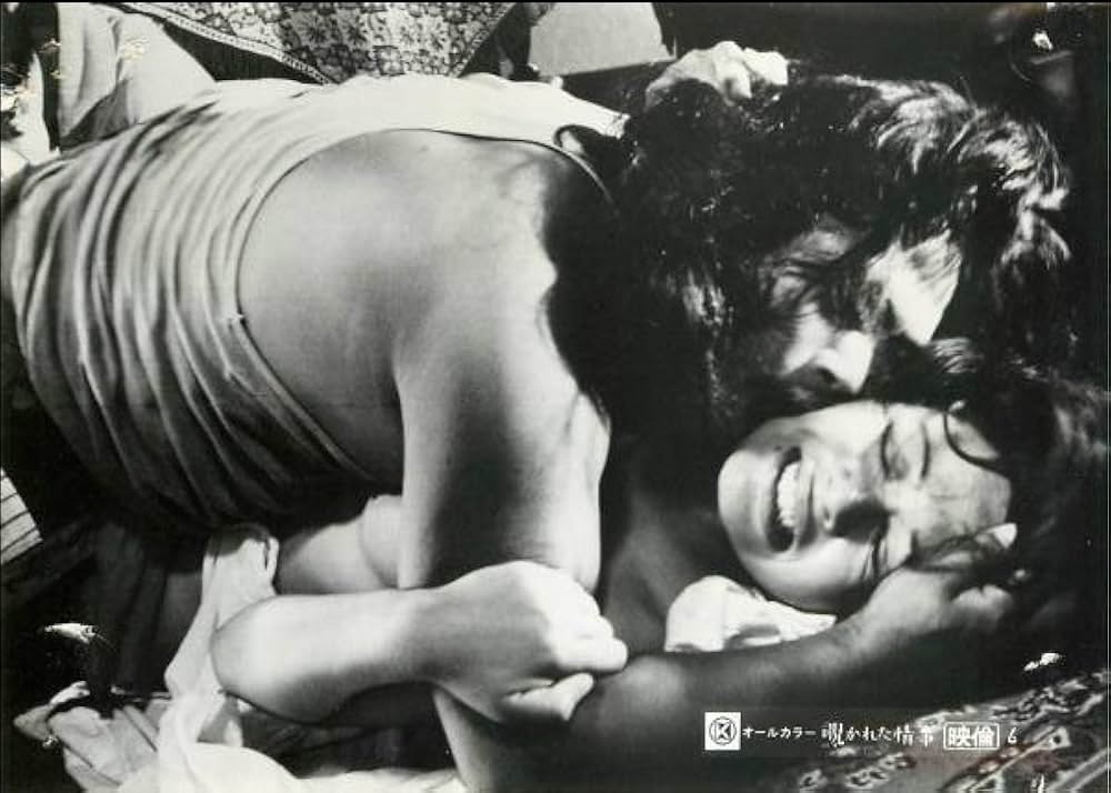 覗かれた情事の画像