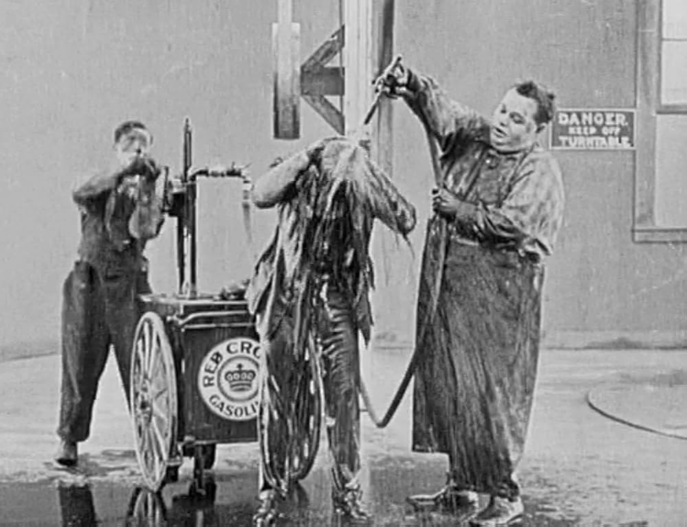 デブの自動車屋の画像