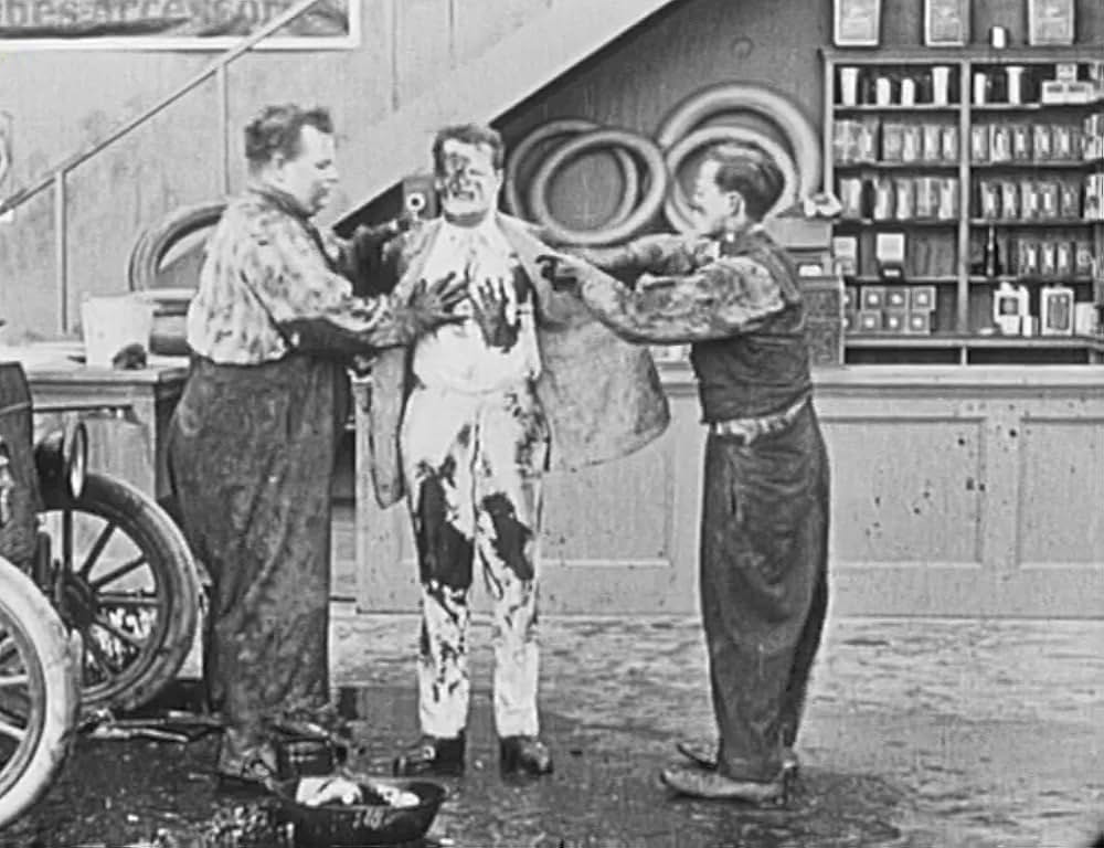 デブの自動車屋の画像