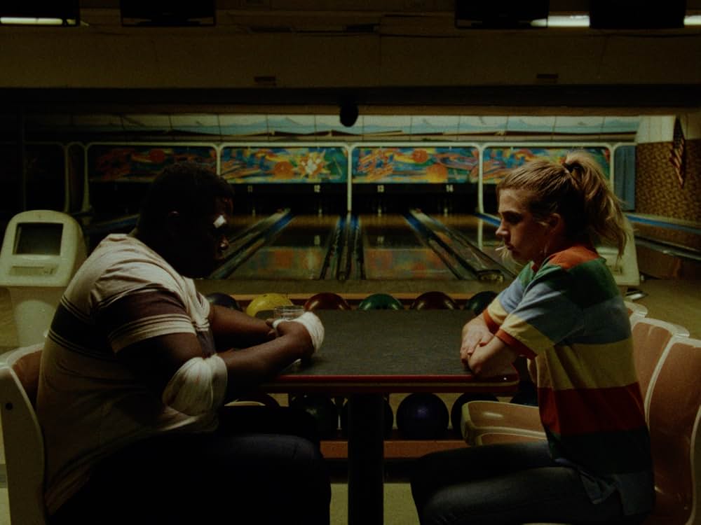 痛みを感じない少年の画像