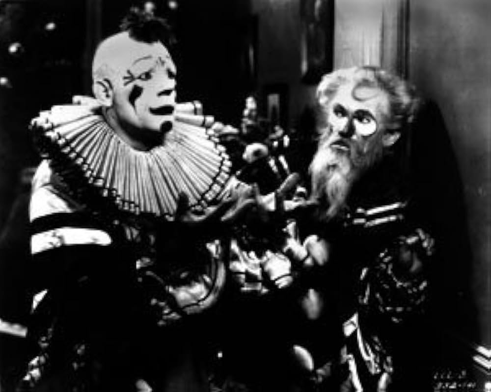 Laugh, Clown, Laugh（原題）の写真