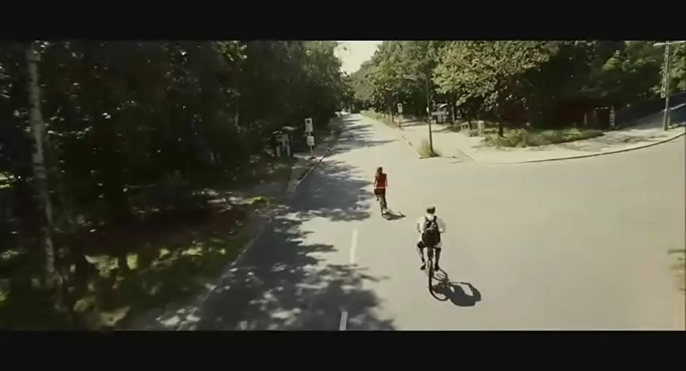 「THE WAVE ウェイヴ」の画像