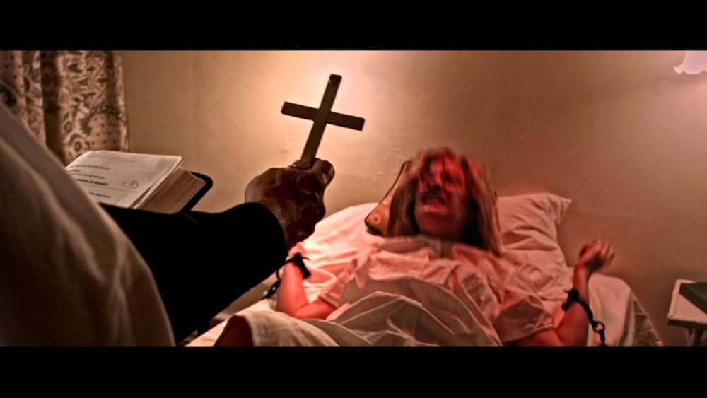 アナ‧エクランドのエクソシズムの写真