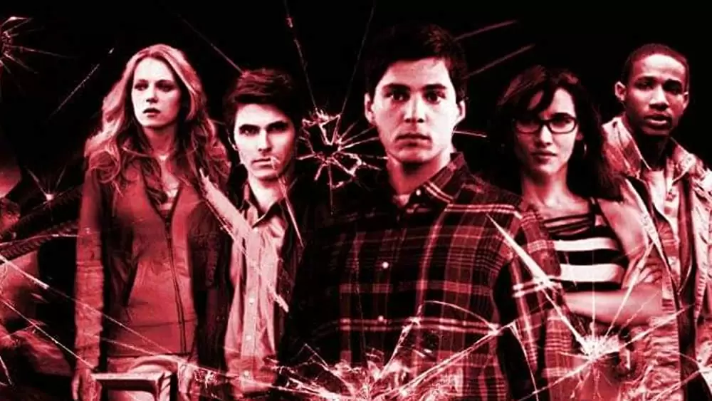 「ファイナル・デッドブリッジ」エマ・ベル & アーレン・エスカーペタ & マイルズ・フィッシャー & ジャクリーン・マッキネス・ウッドの画像