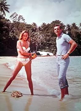 「007 ドクター・ノオ／007は殺しの番号」ショーン・コネリー & ウルスラ・アンドレスの画像