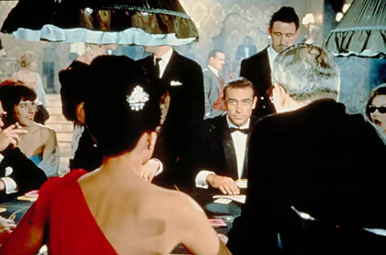 「007 ドクター・ノオ／007は殺しの番号」ショーン・コネリー & ユニス・ゲイスンの画像