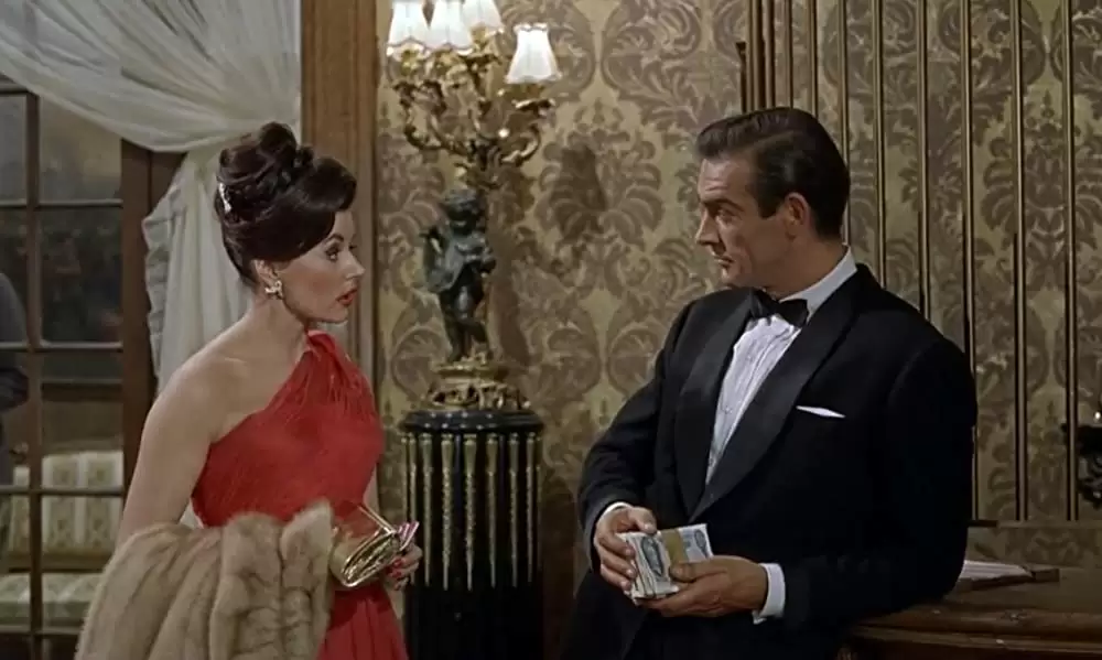 「007 ドクター・ノオ／007は殺しの番号」ショーン・コネリー & ユニス・ゲイスンの画像