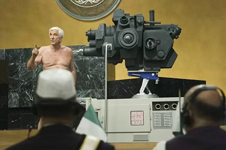 最終絶叫計画4の画像