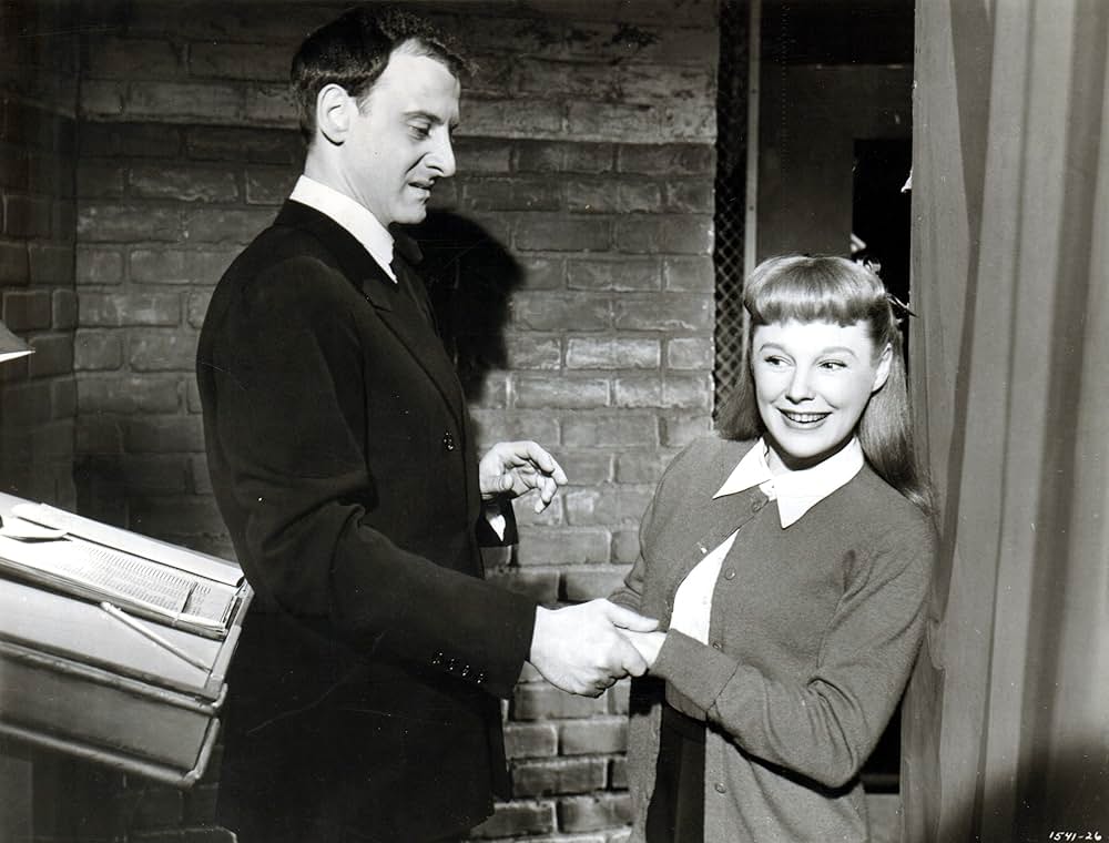 Too Young To Kiss（原題）の画像