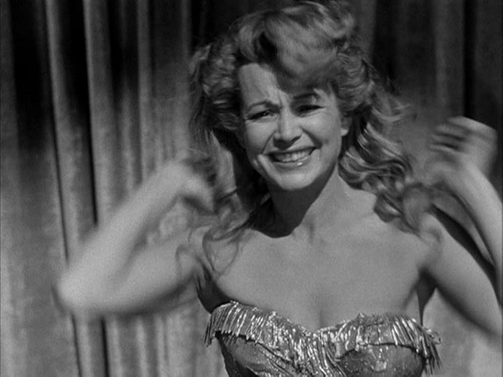 摩天楼の影の画像