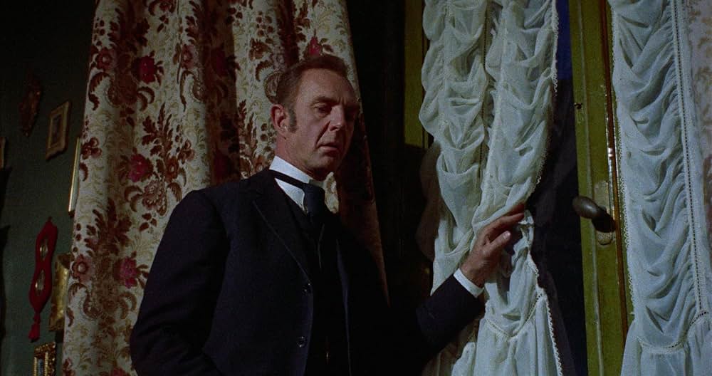 ヒッチコック博士の恐ろしい秘密の画像