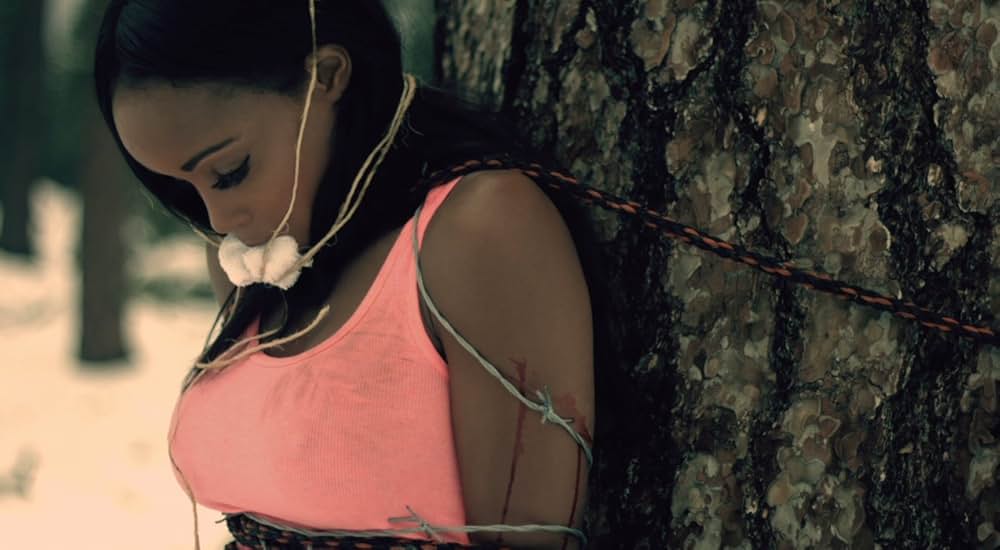 Playing with Dolls（原題）の画像