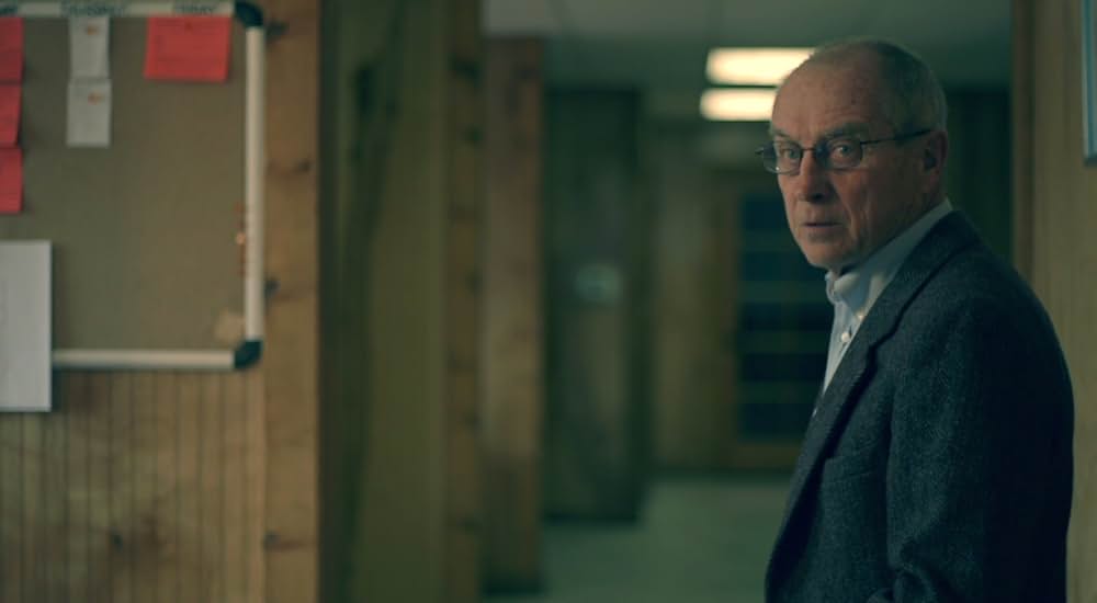 Playing with Dolls（原題）の画像