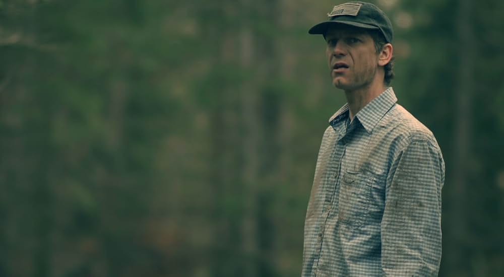 Playing with Dolls（原題）の画像