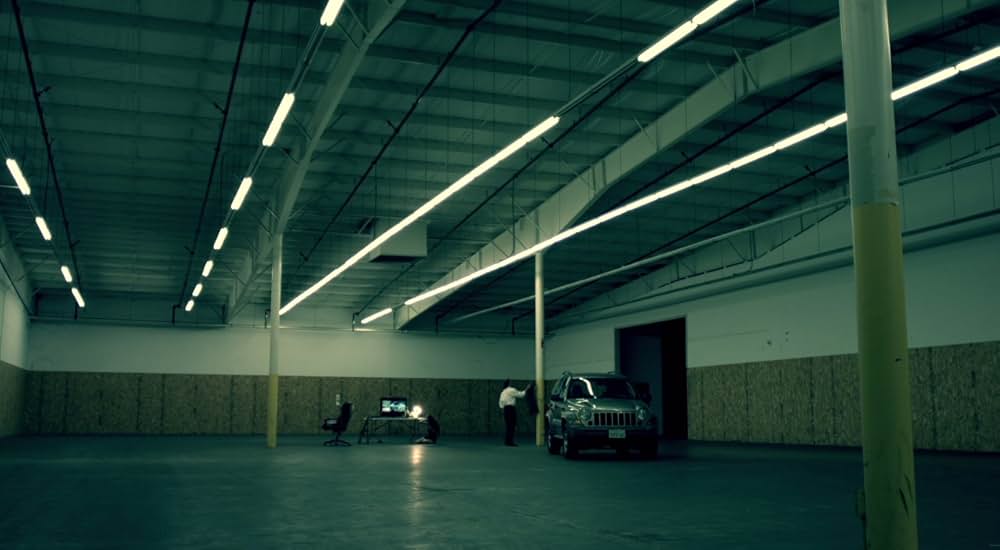 Playing with Dolls（原題）の画像