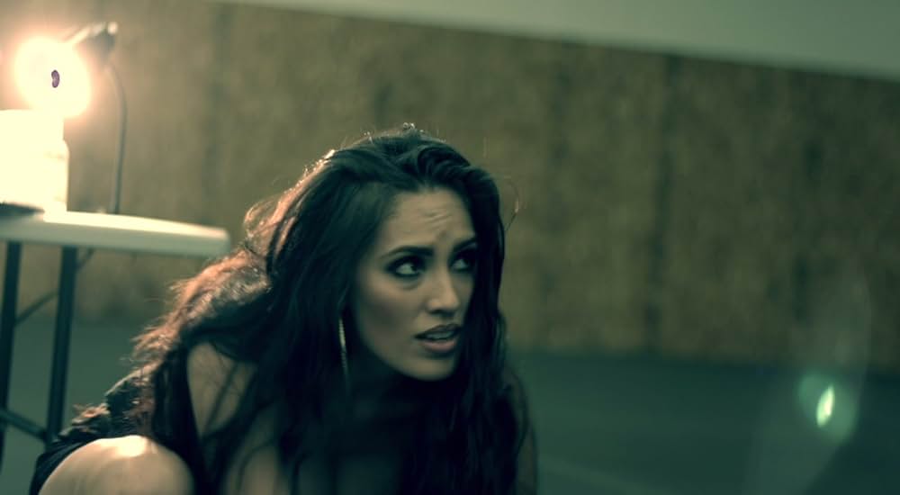 Playing with Dolls（原題）の画像