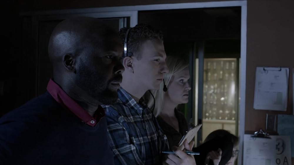 アンカー・ウーマン殺人事件の画像