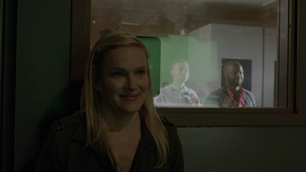 アンカー・ウーマン殺人事件の画像