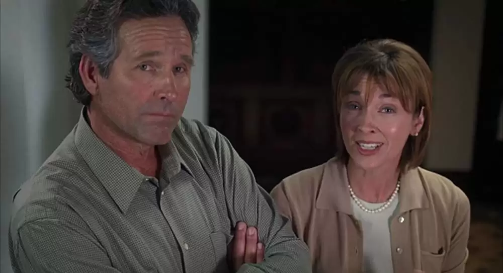 「ガール・ネクスト・ドア」ティモシー・ボトムズ & Donna Bullockの画像