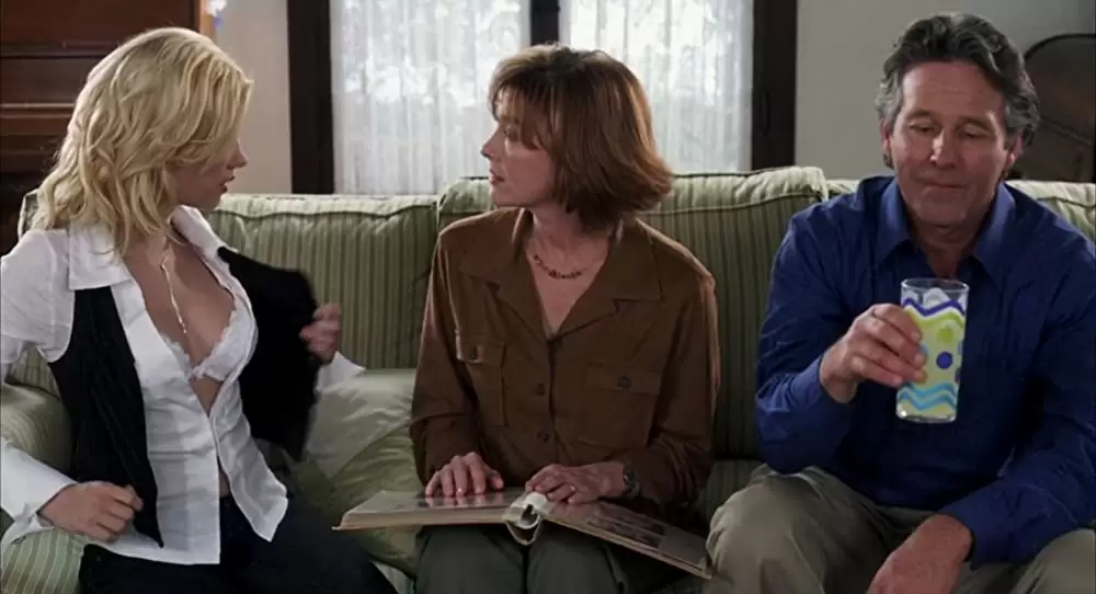 「ガール・ネクスト・ドア」ティモシー・ボトムズ & Donna Bullock & エリシャ・カスバートの画像