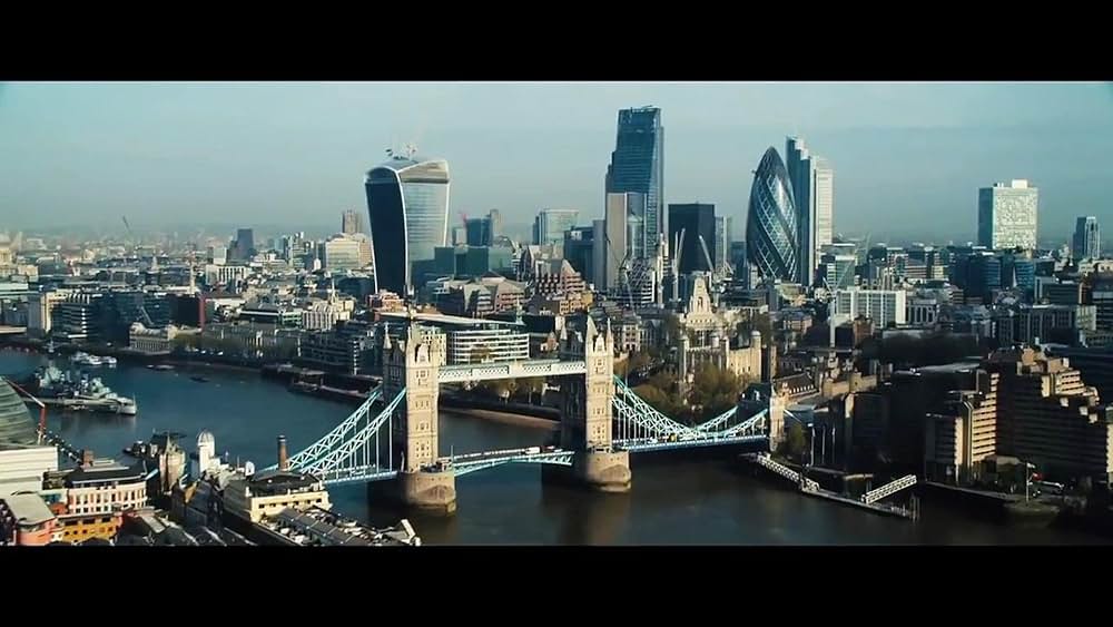 チャーリー・モルデカイ 華麗なる名画の秘密の画像