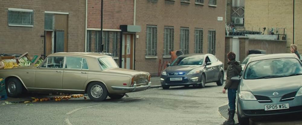 チャーリー・モルデカイ 華麗なる名画の秘密の画像