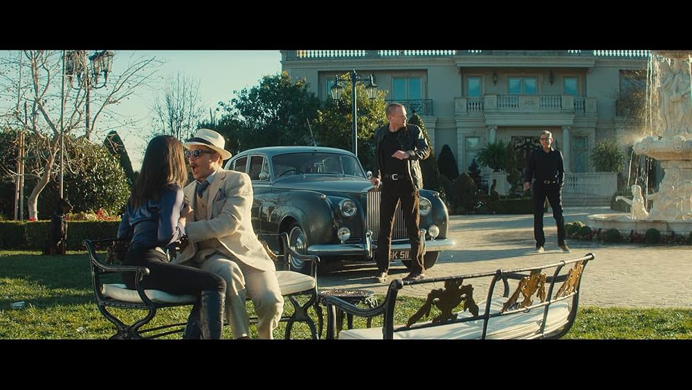 チャーリー・モルデカイ 華麗なる名画の秘密の画像