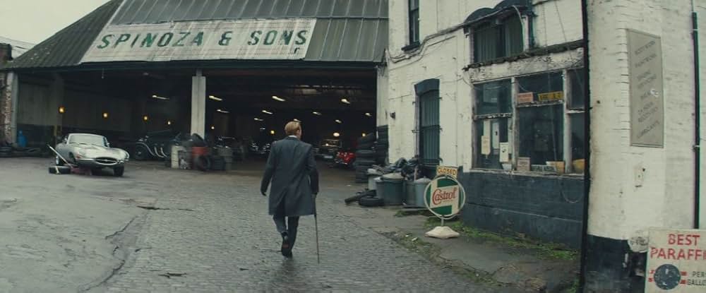 チャーリー・モルデカイ 華麗なる名画の秘密の画像