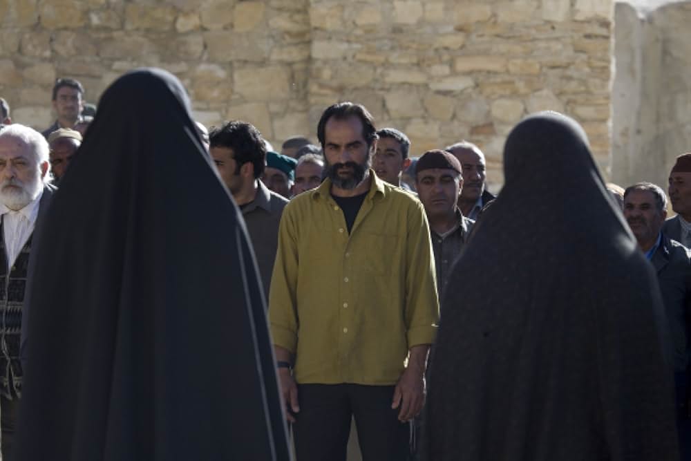 ソラヤ・Mへの投石の画像