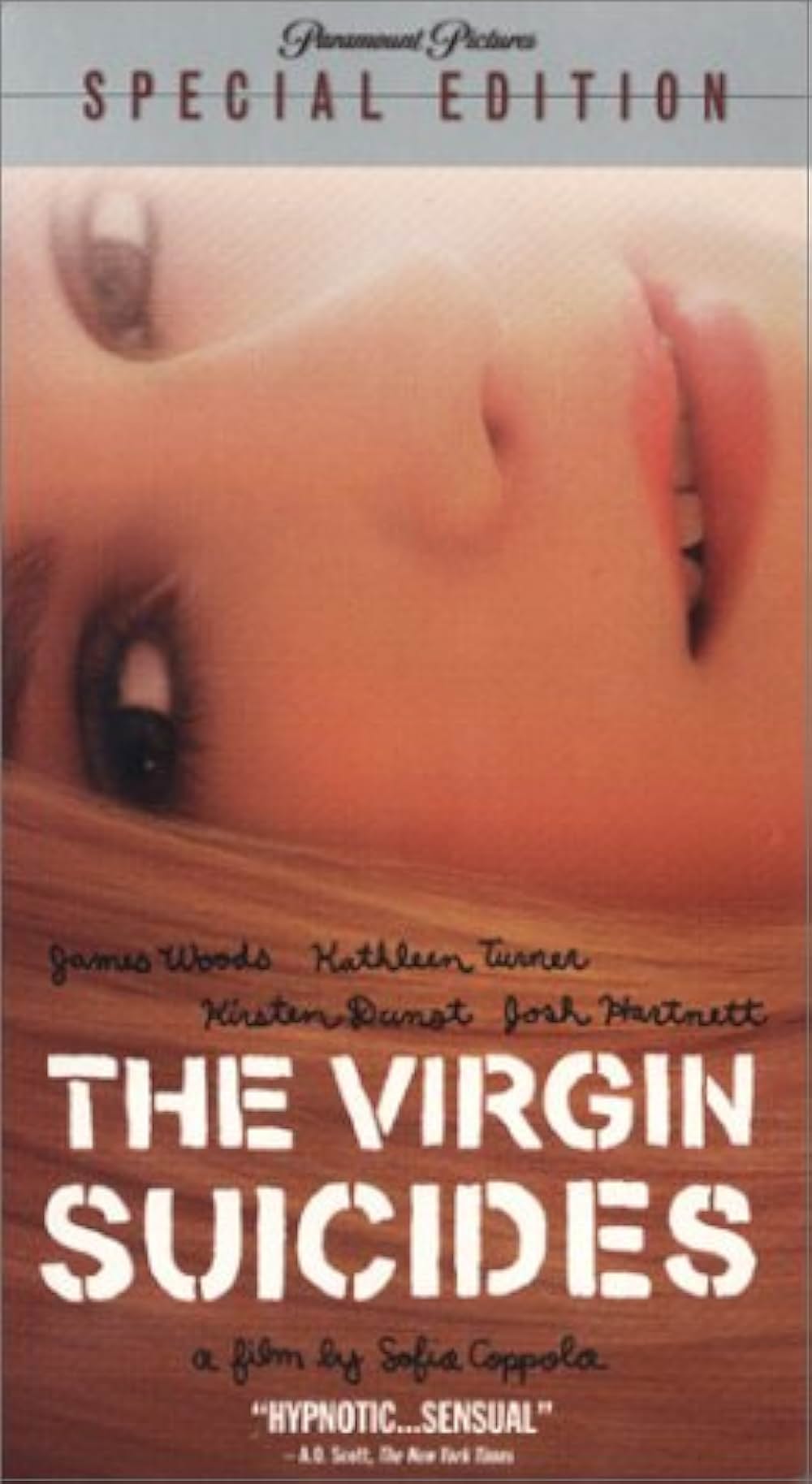 「ヴァージン・スーサイズ」の画像