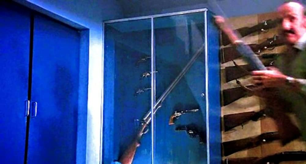 トレマーズの画像