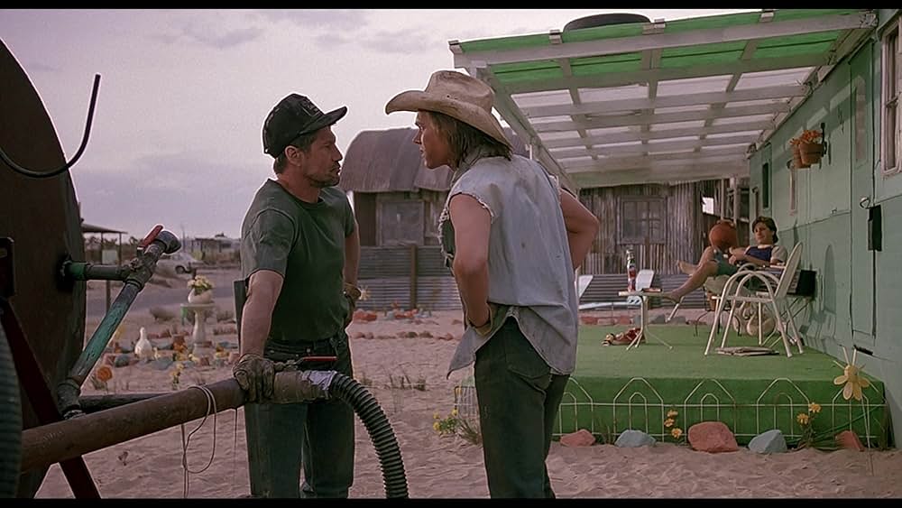 トレマーズの画像