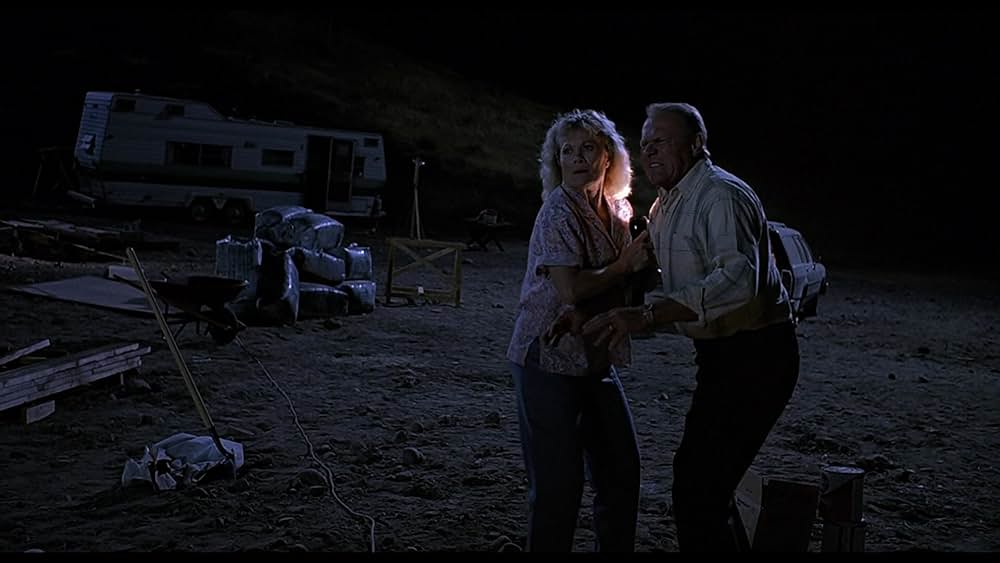 トレマーズの画像