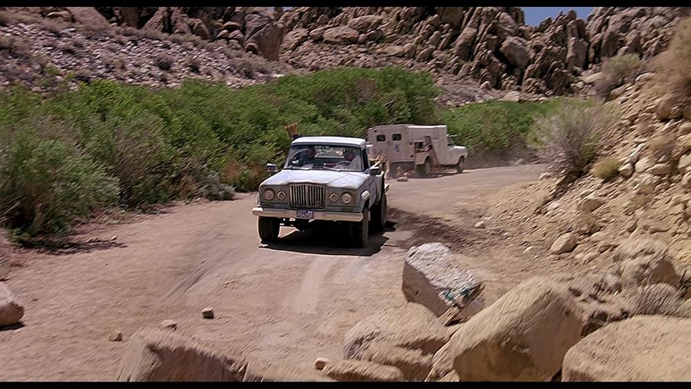 トレマーズの画像