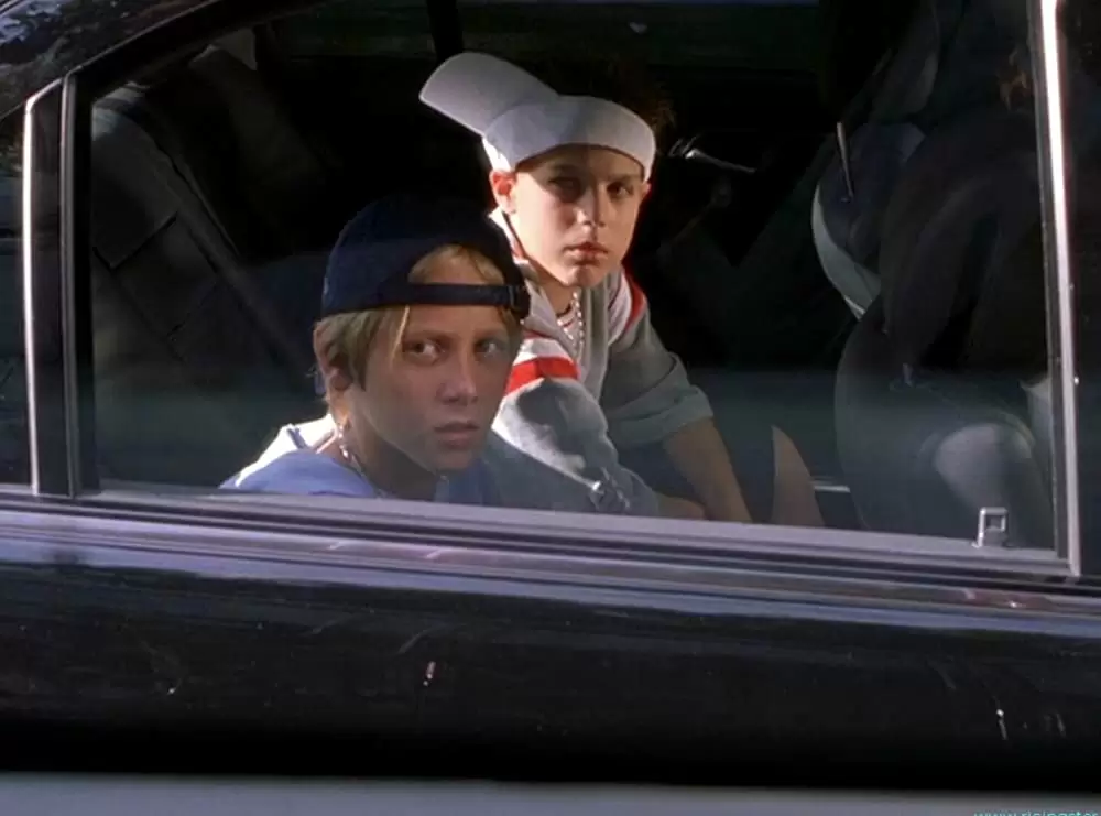 「12人のパパ」Cody Linley & Adam Taylor Gordonの画像