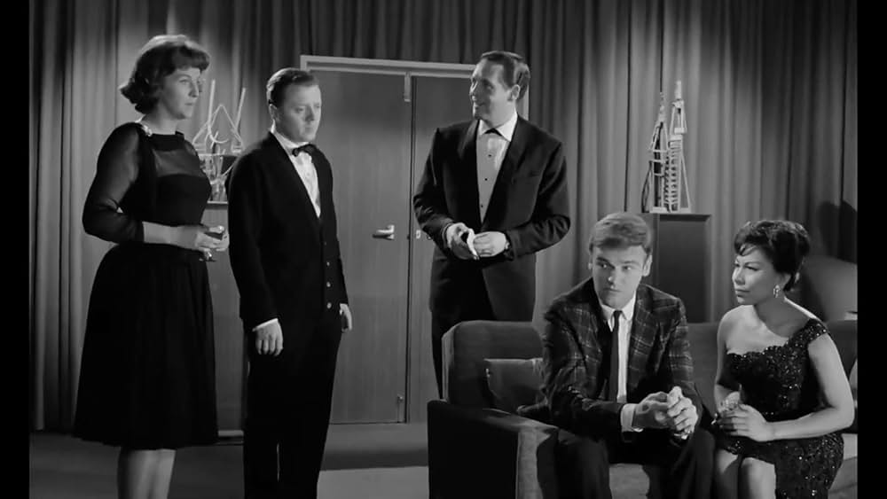 All Night Long（原題）の画像