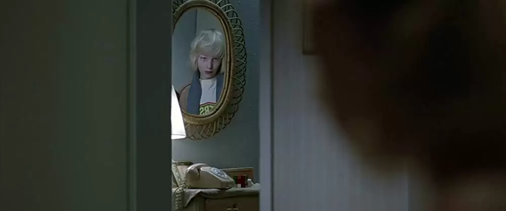 ぼくのエリ 200歳の少女の画像