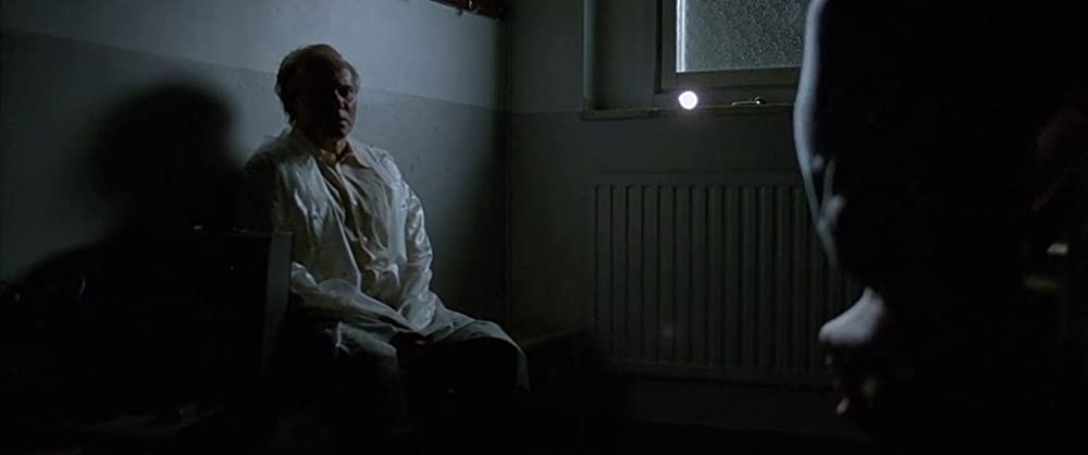 ぼくのエリ 200歳の少女の画像