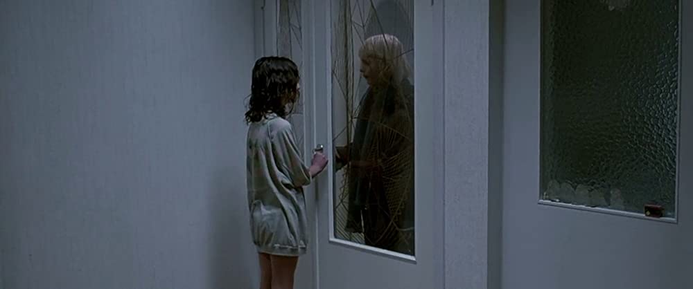 ぼくのエリ 200歳の少女の画像