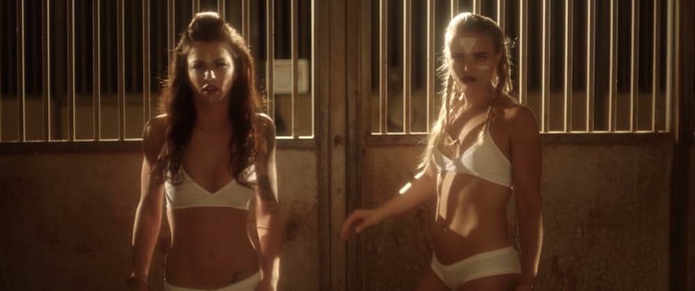 ネイキッド・ビーストの画像