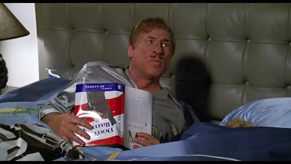 スペースボールの画像