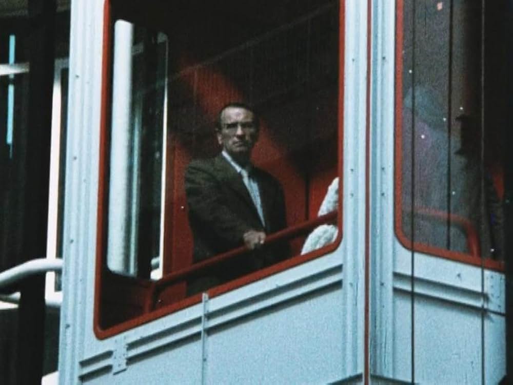 Presents（原題）の画像