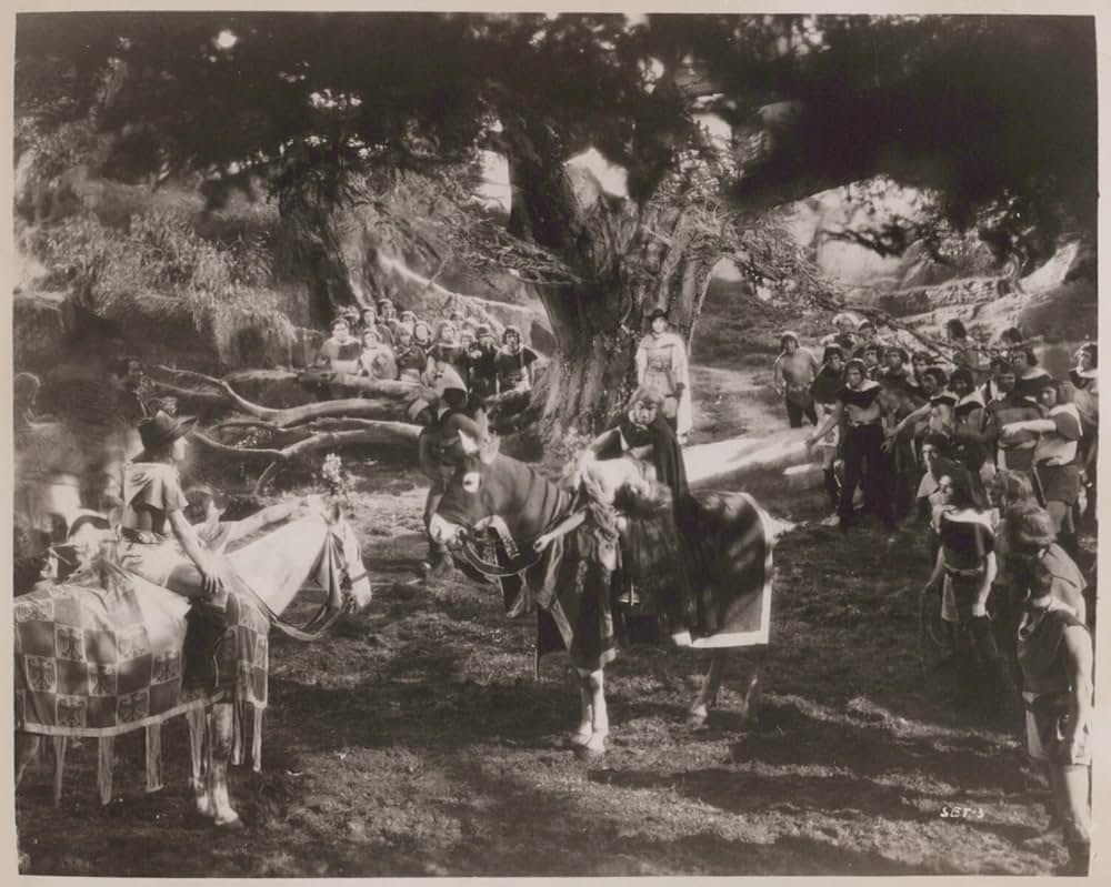 「鉄の王冠」の画像