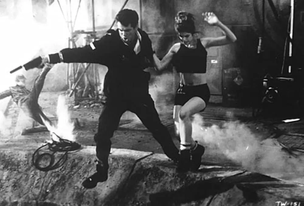 007/ワールド・イズ・ノット・イナフの画像