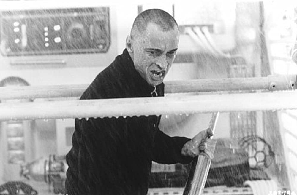 007／ワールド・イズ・ノット・イナフの画像