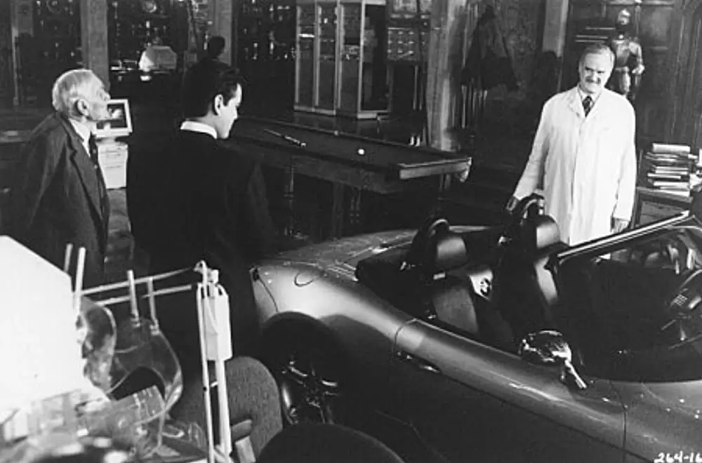 007/ワールド・イズ・ノット・イナフの画像