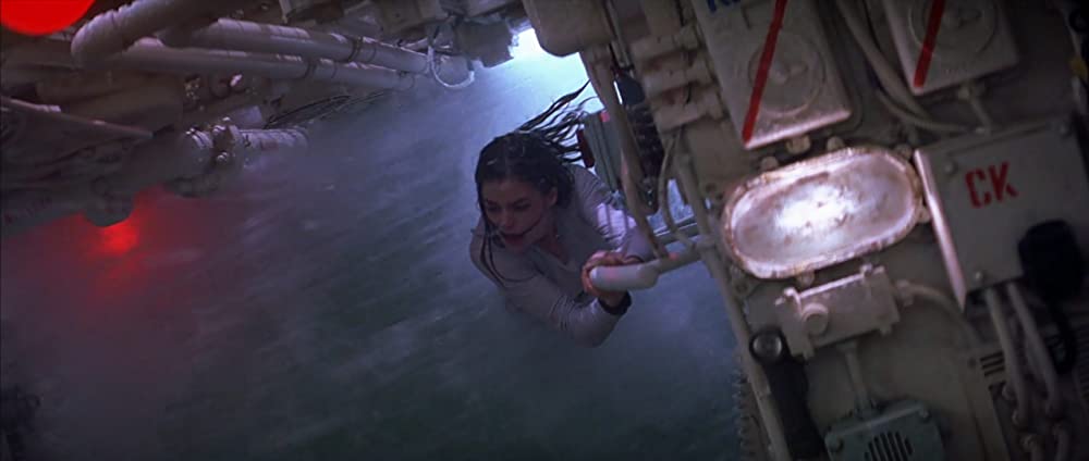 007／ワールド・イズ・ノット・イナフの画像